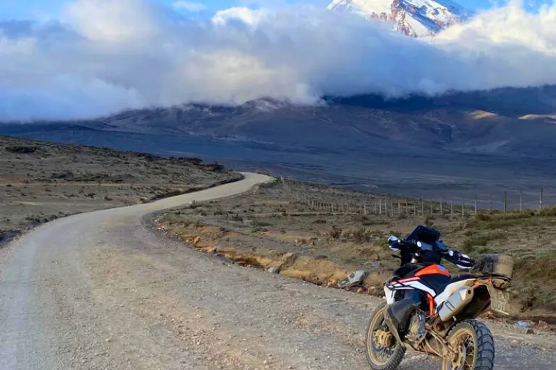 Guided motorcycle tour in Ecuador